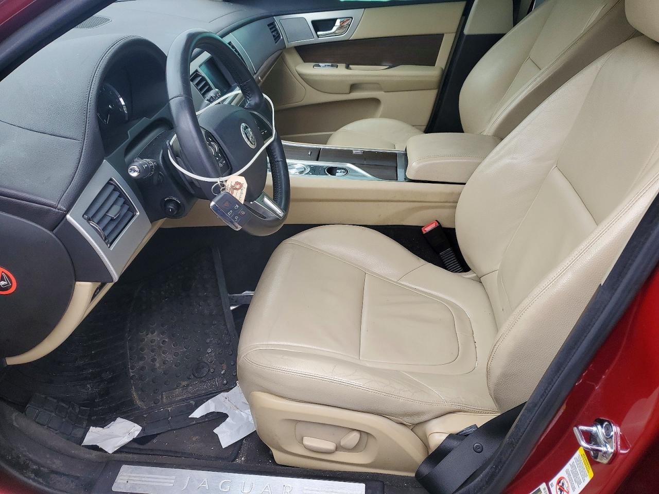 2013 Jaguar XF