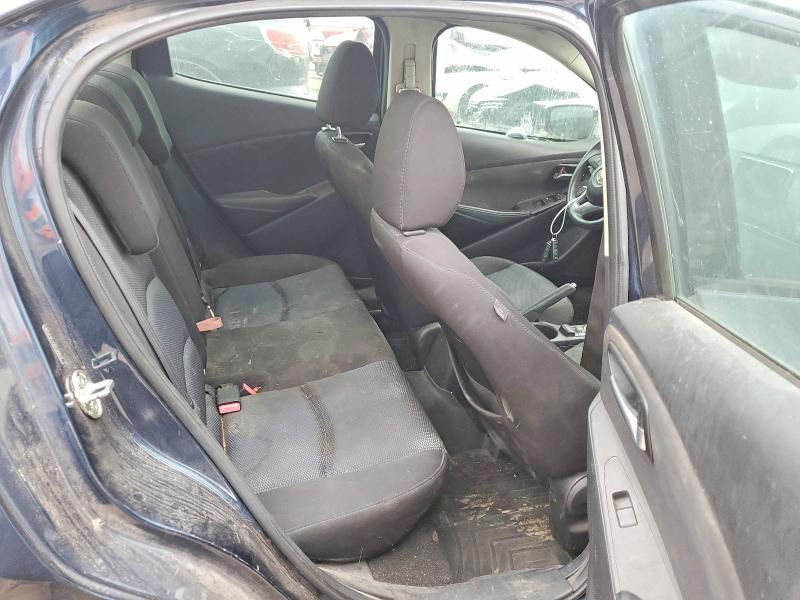 2017 Toyota Yaris ia