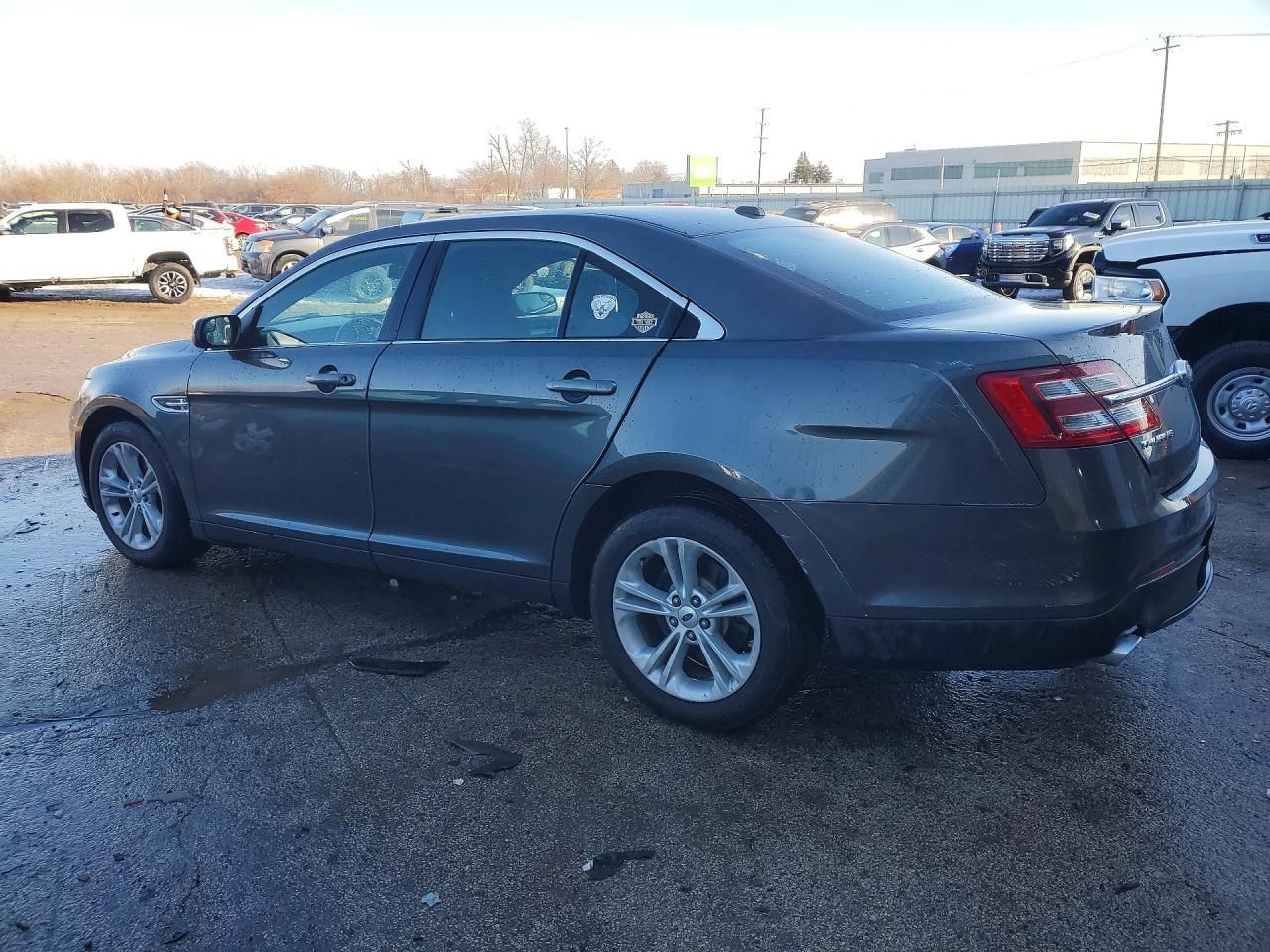 2018 Ford Taurus sel