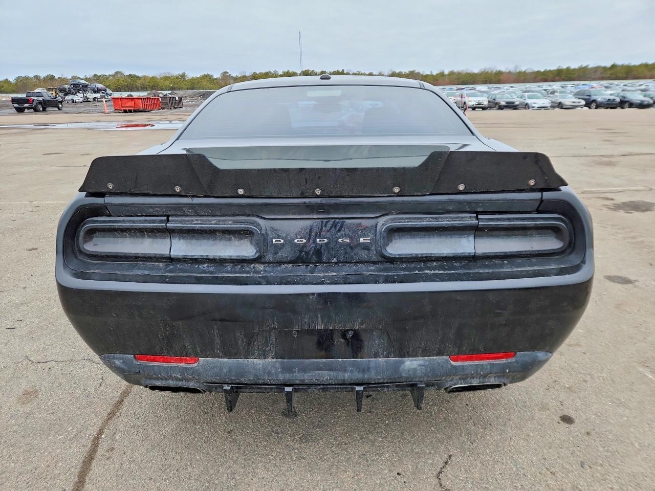 2016 Dodge Challenger sxt