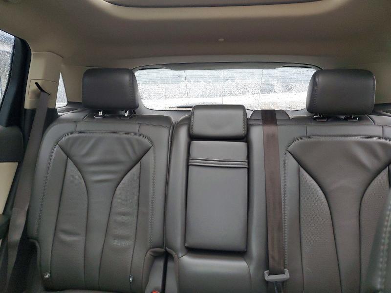 2019 Lincoln Nautilus Select