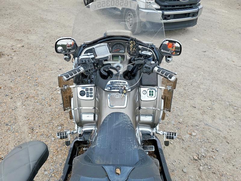 2004 Honda GL1800