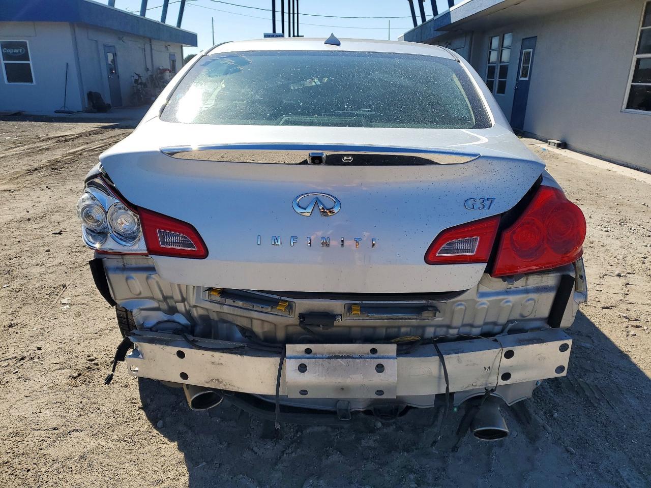 2013 Infiniti G37 Base