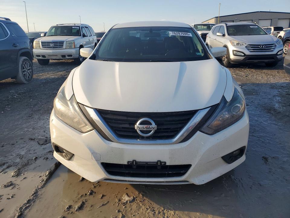 2018 Niss Altima