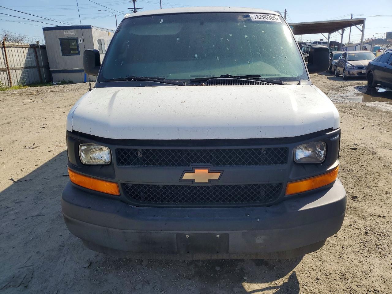 2017 Chev Rolet Express 2500 Cargo Utility / Servic