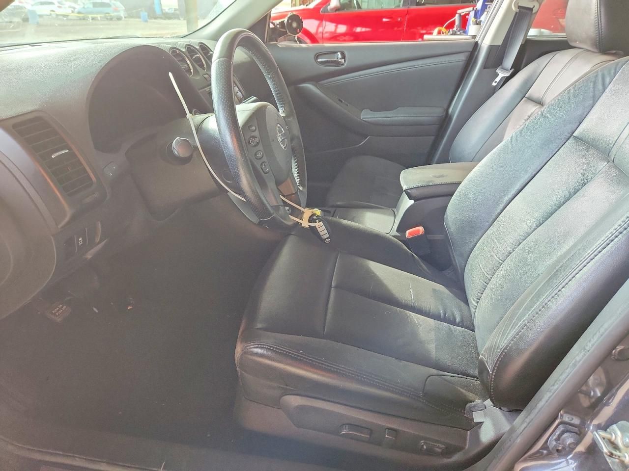 2012 Nissan Altima Base