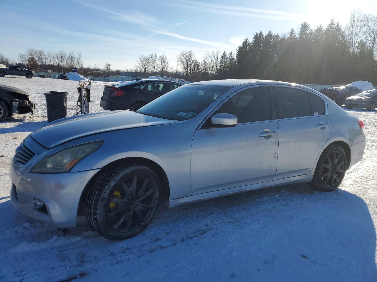 2012 Infiniti G37