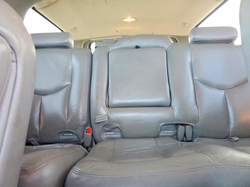 2003 Chevrolet Suburban K1500