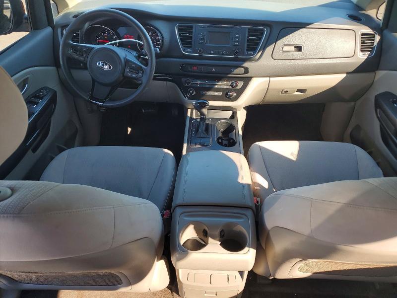 2016 KIA Sedona l