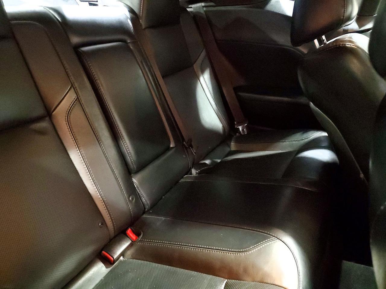 2017 Dodge Challenger gt