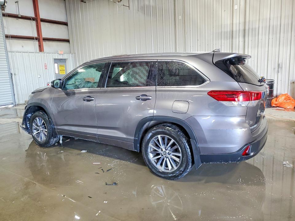 2018 Toyota Highlander xle