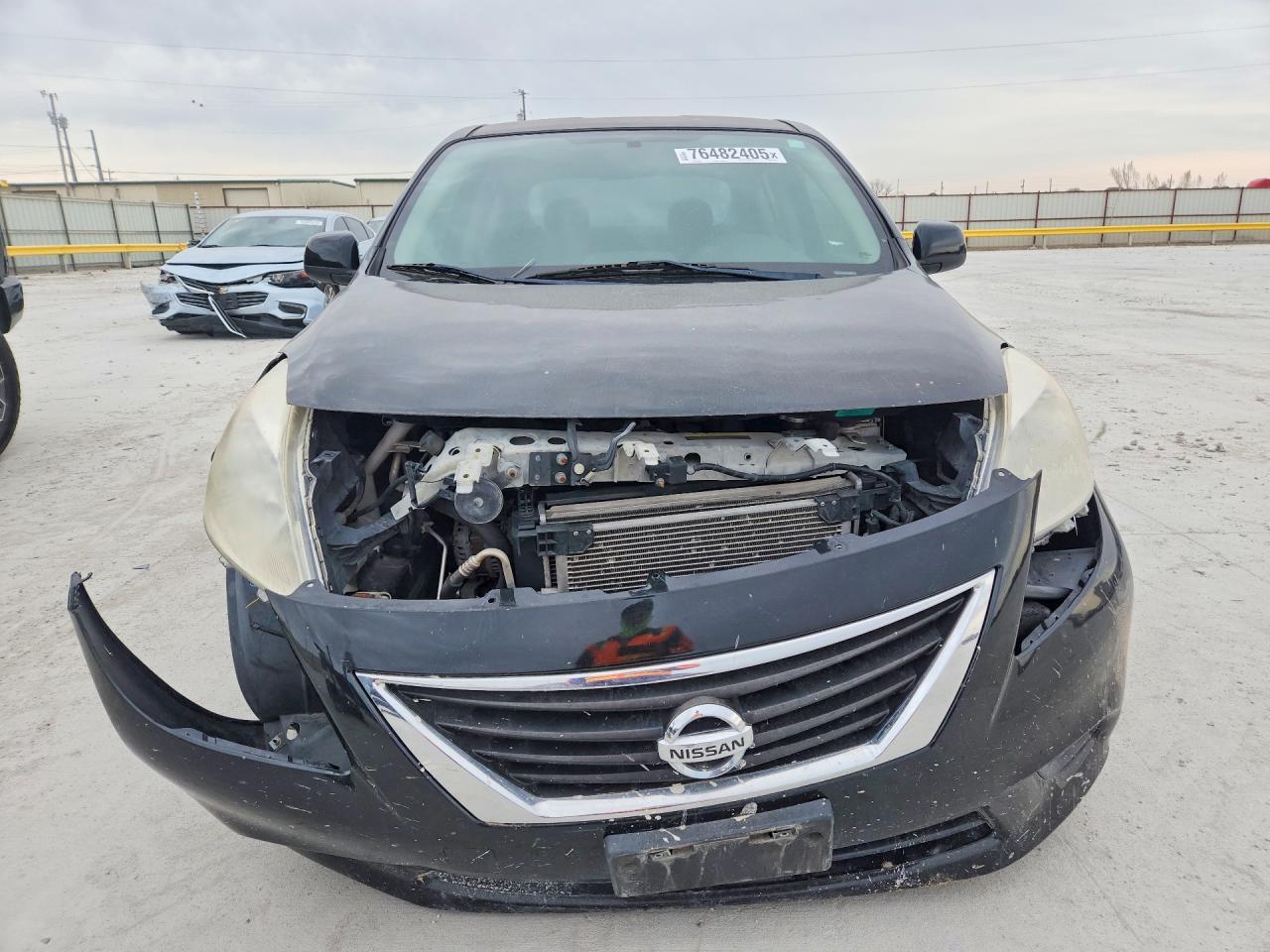 2014 Niss Versa