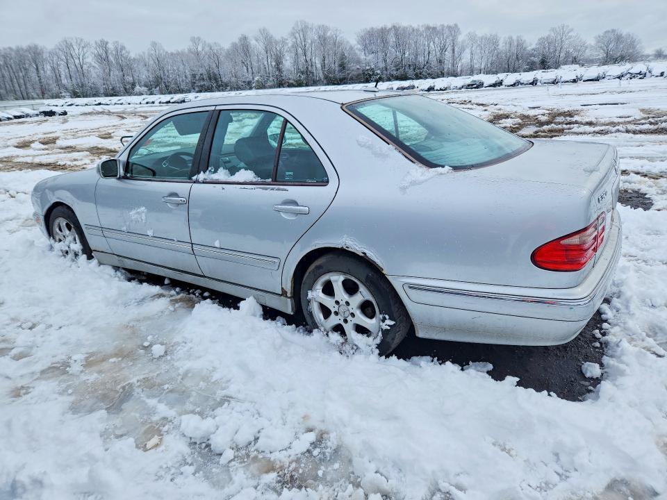 2002 Mercedes-Benz E 320