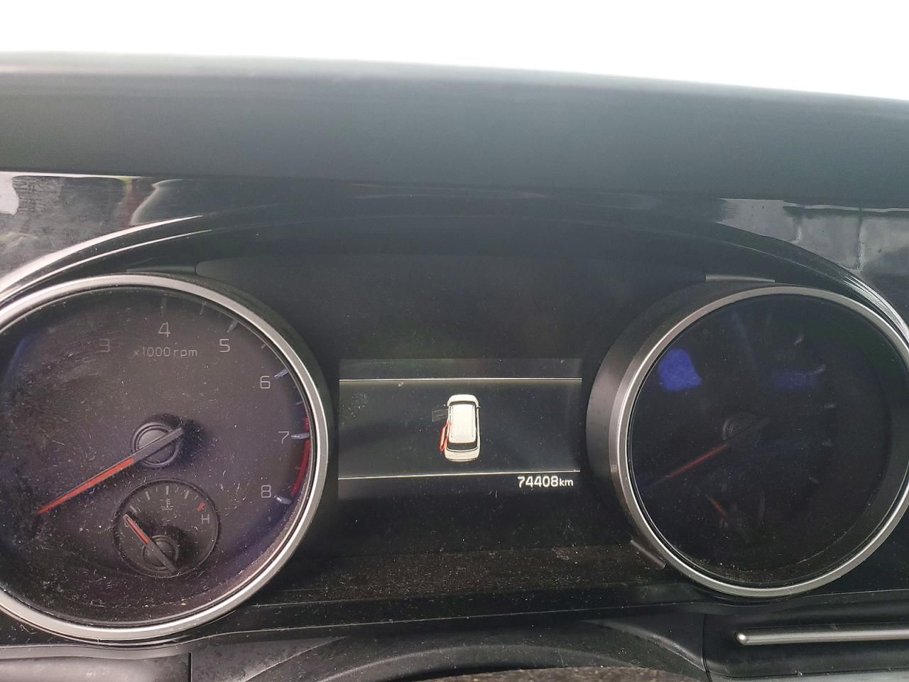 2024 KIA Carnival lx