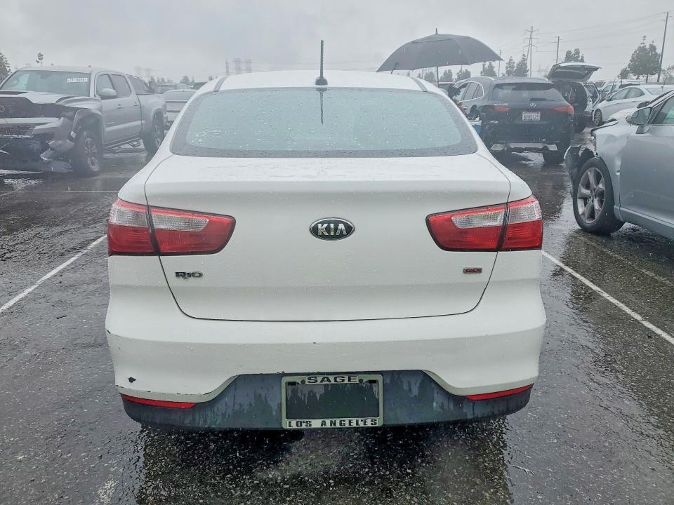 2016 KIA Rio lx