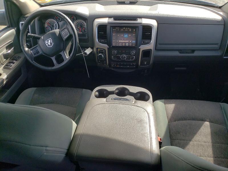 2015 Dodge RAM 1500 SLT