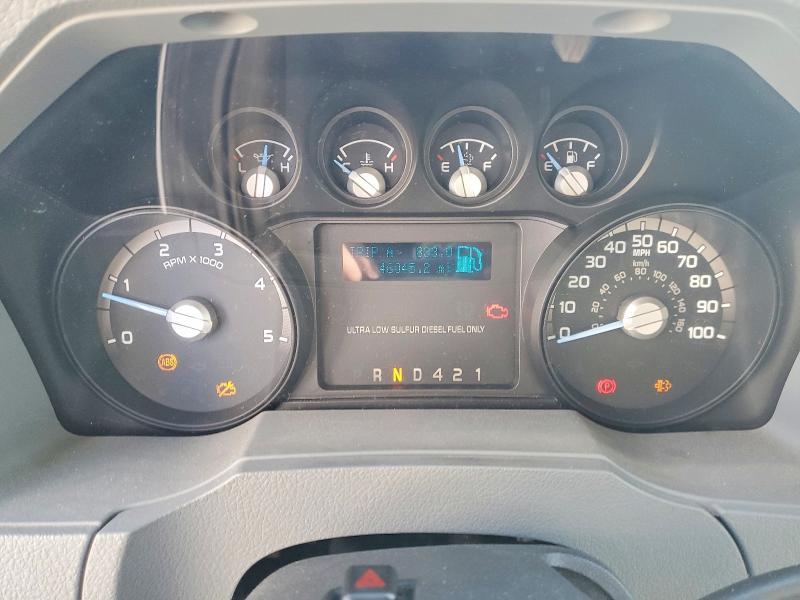 2011 Ford F750 Super Duty BOX Truck