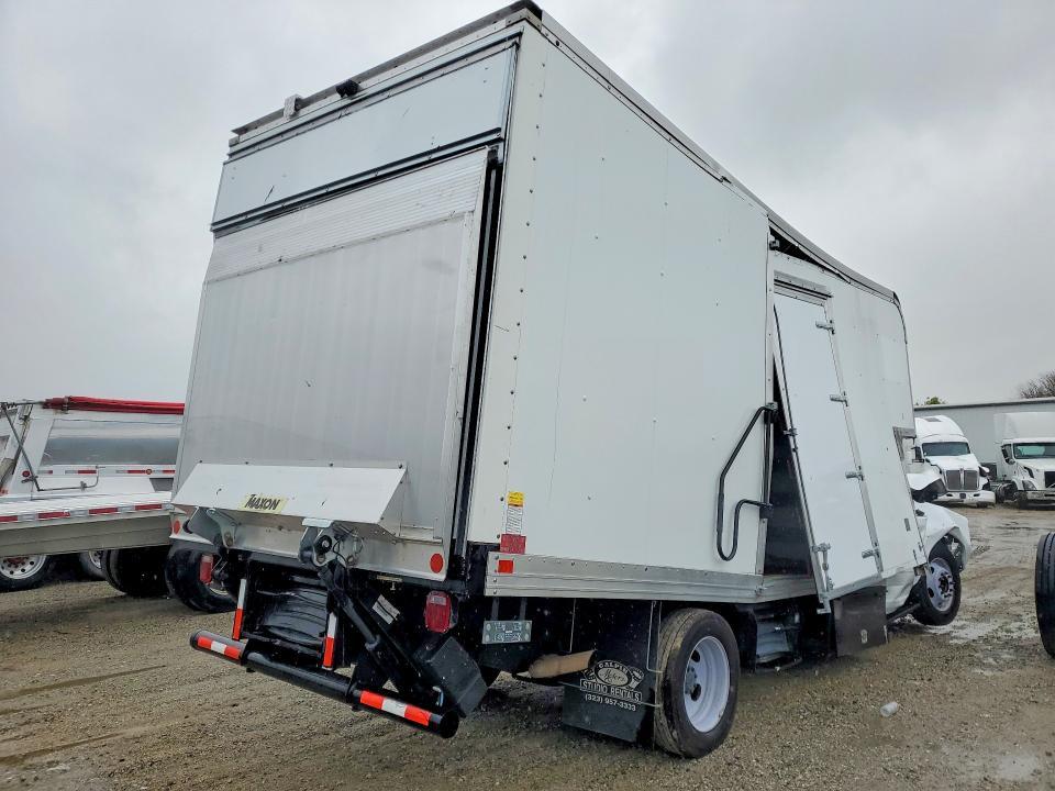 2023 Ford F550 Super Duty Delivery Truck