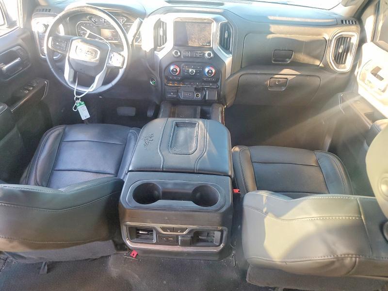 2020 GMC Sierra K1500 slt