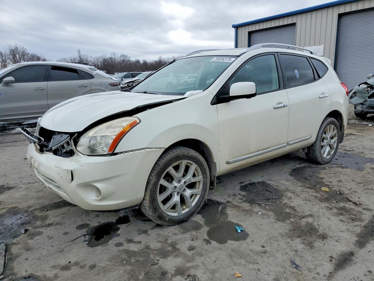 2012 Nissan Rogue s