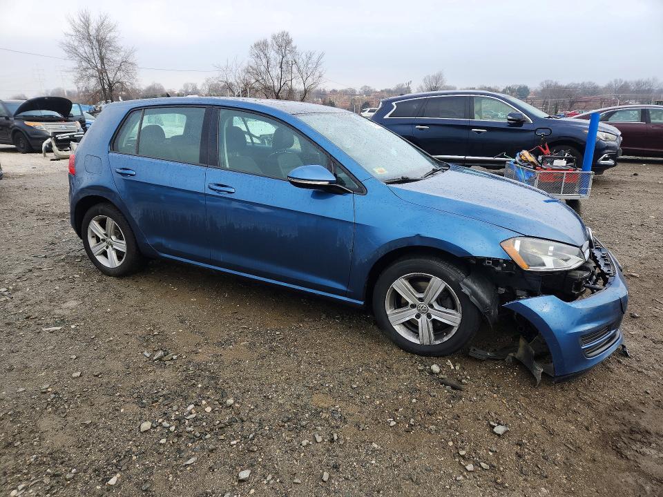 2017 Volkswagen Golf s