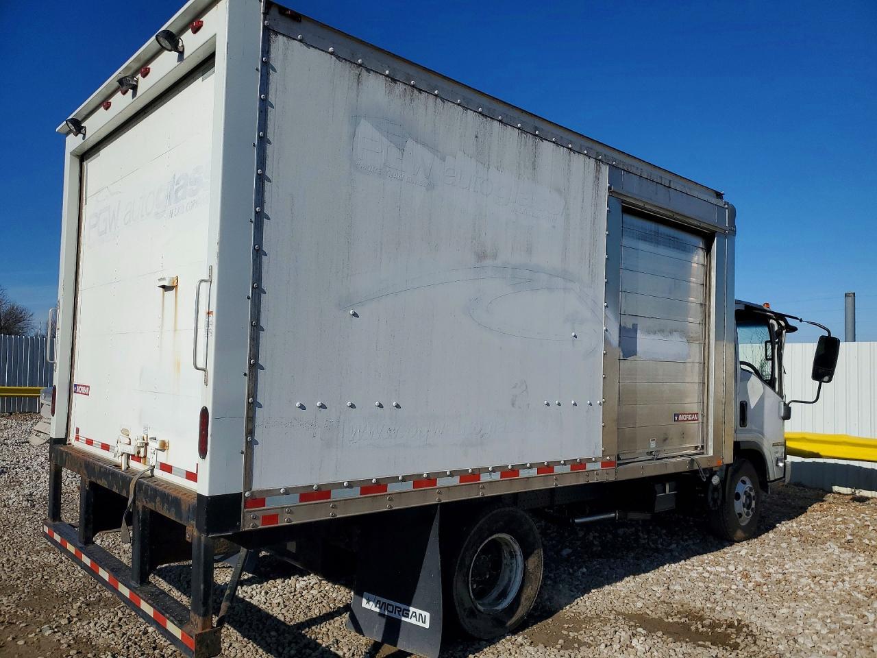 2019 Isuzu NPR HD BOX Truck