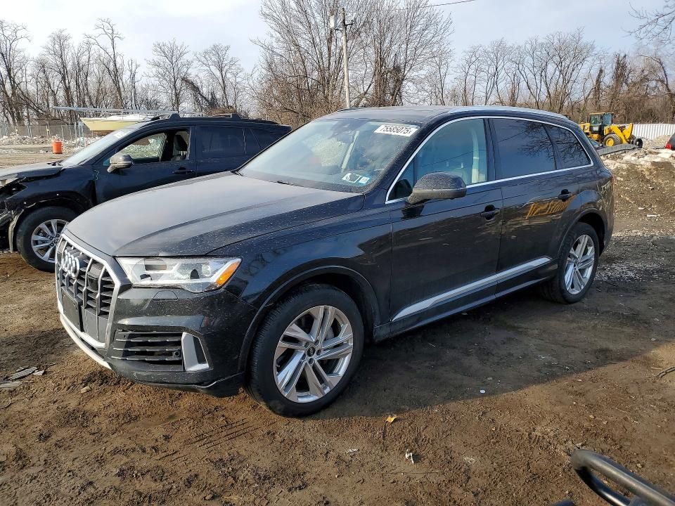 2022 Audi Q7 Premium Plus