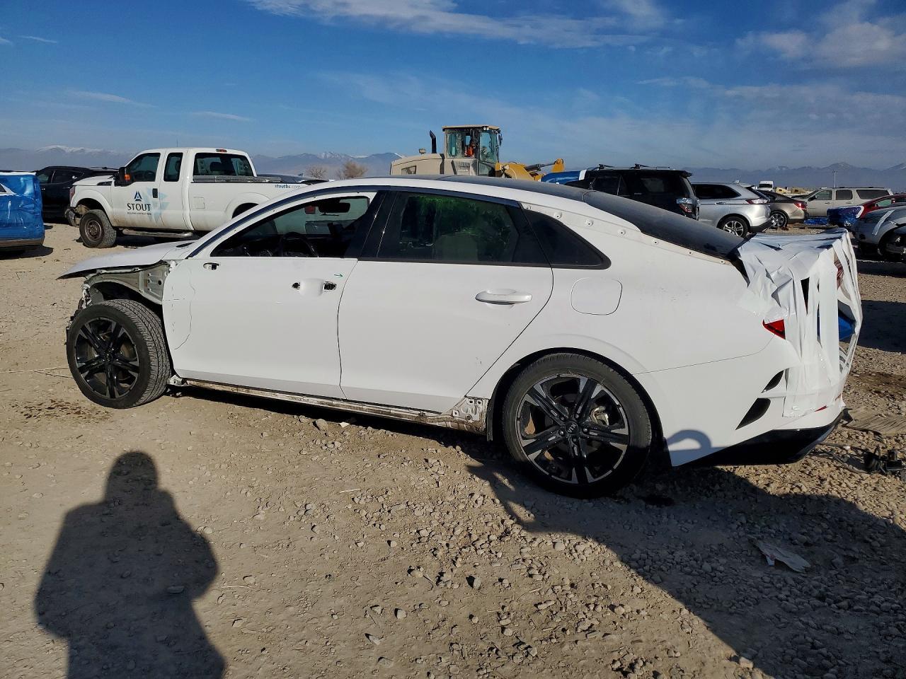 2021 KIA K5 gt Line