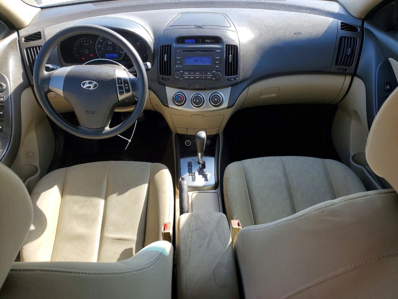 2010 Hyundai Elantra Blue