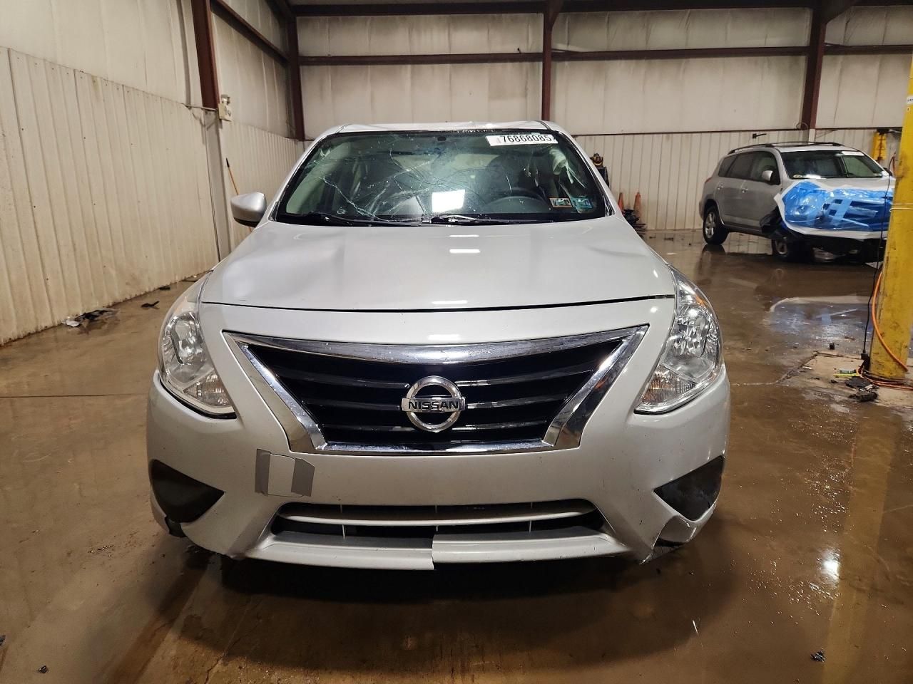 2017 Nissan Versa 1.6 s Plus
