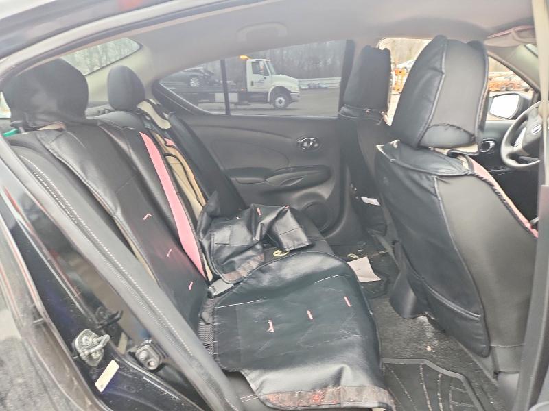2016 Nissan Versa s