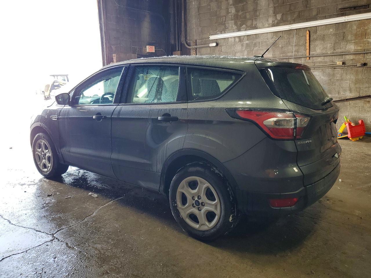 2017 Ford Escape s