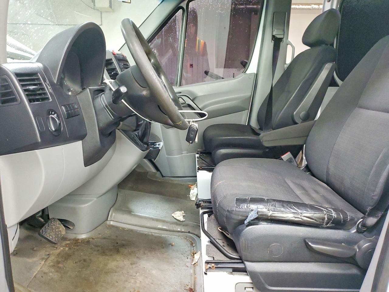 2014 Mercedes-Benz 2014 Benz Sprinter Passenger 2