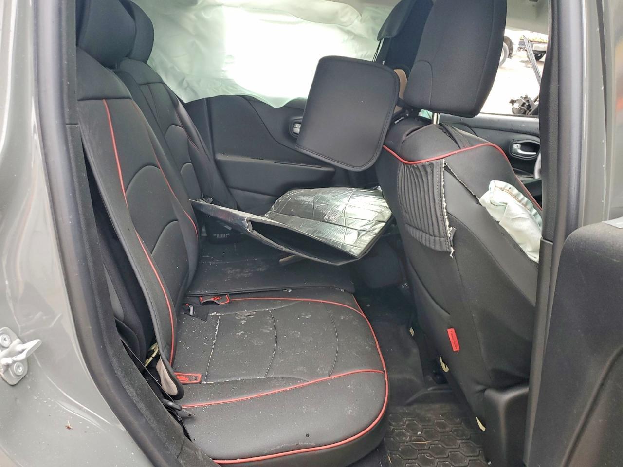2020 Jeep Renegade Trailhawk
