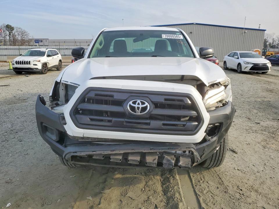2017 Toyota Tacoma SR
