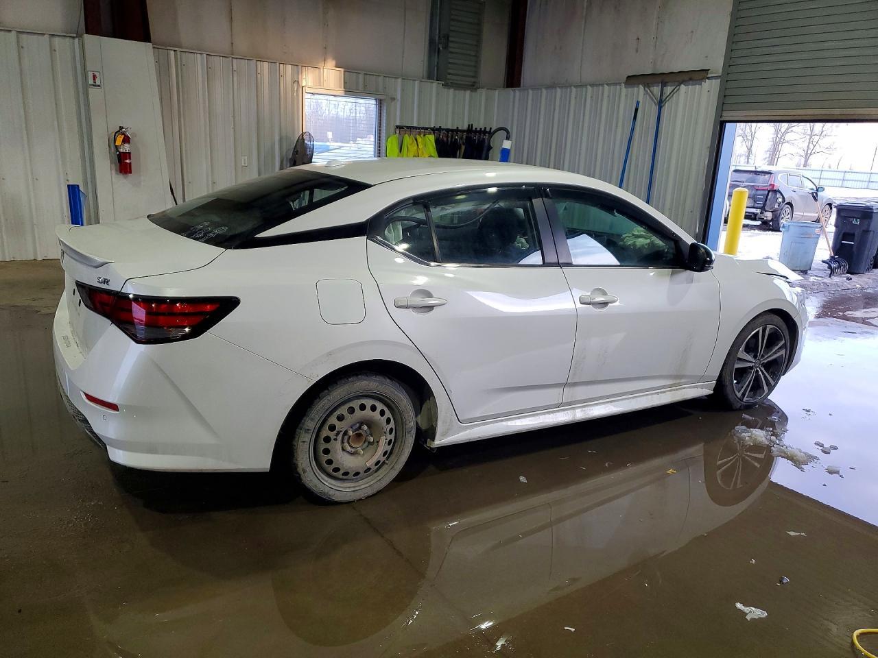 2022 Nissan Sentra sr