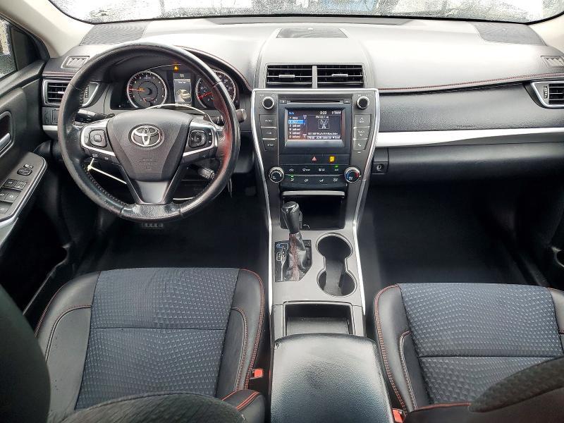 2015 Toyota Camry le