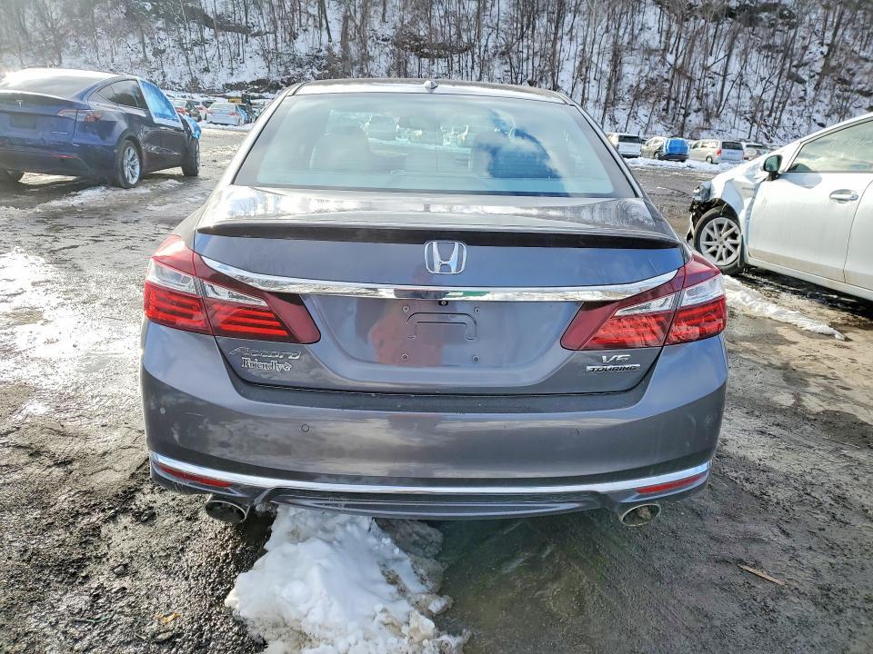 2017 Honda Accord Touring