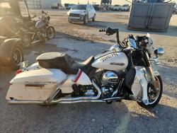 Salvage motorcycles for sale at Haslet, TX auction: 2015 Harley-Davidson Flhtcul Ultra Classic Low