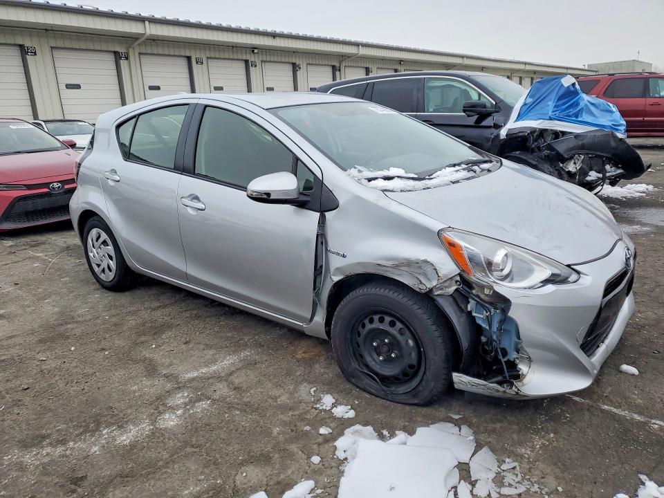 2016 Toyota Prius c