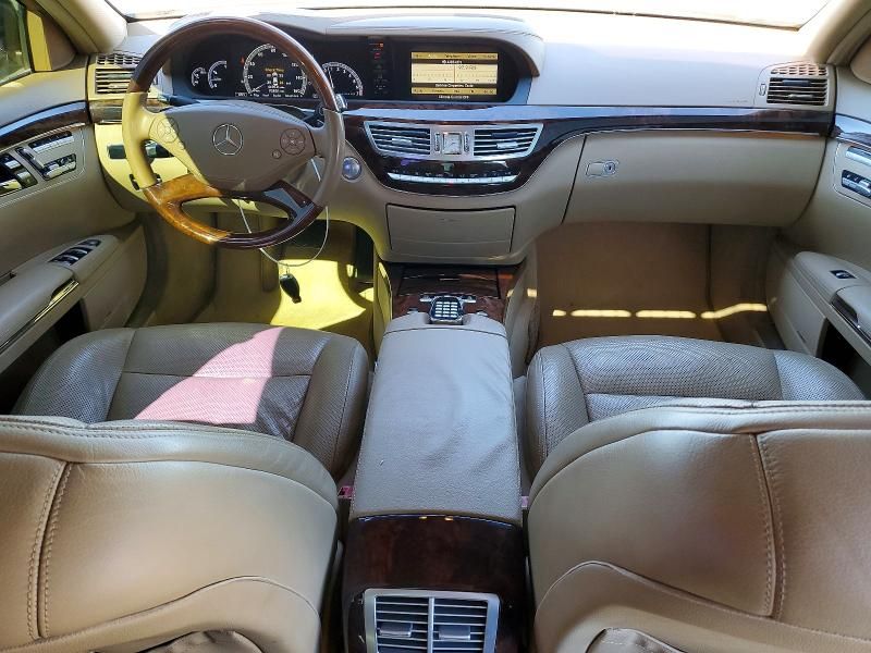 2010 Mercedes-Benz S 550