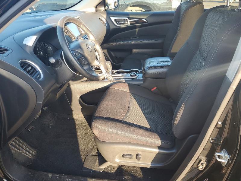2020 Nissan Pathfinder sv