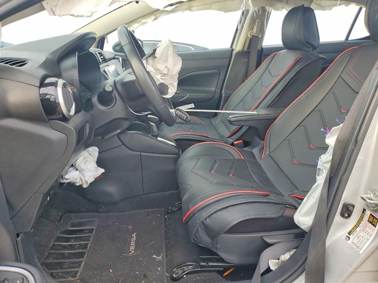 2020 Nissan Versa sr