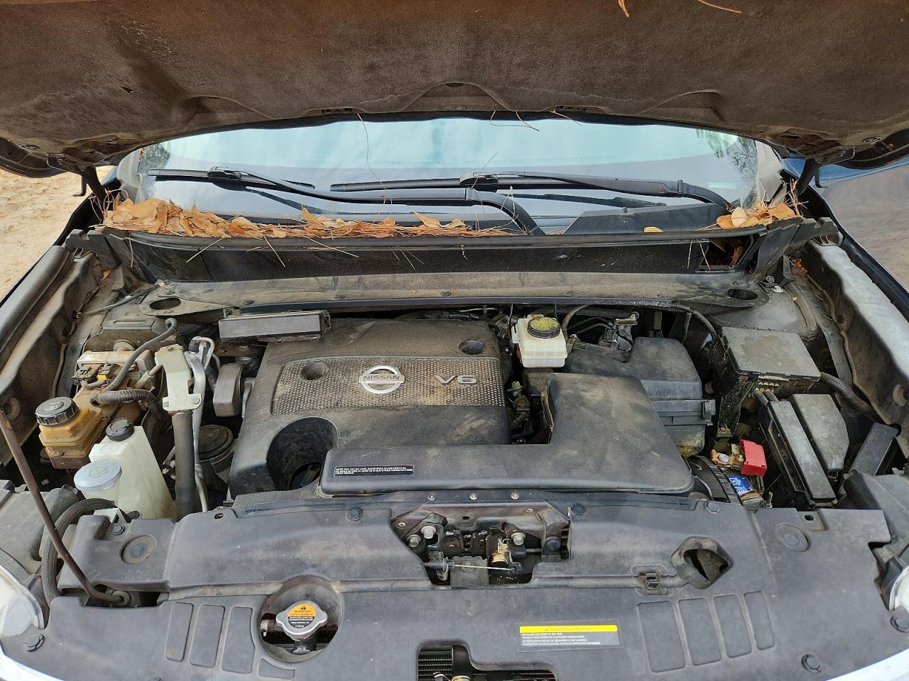 2014 Nissan Pathfinder s