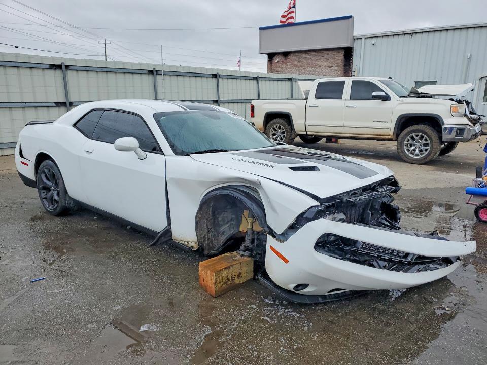 2015 Dodge Challenger sxt