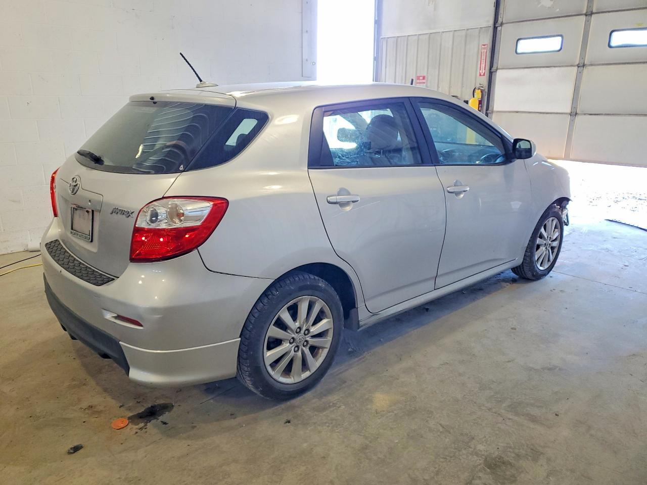 2010 Toyota Matrix Base