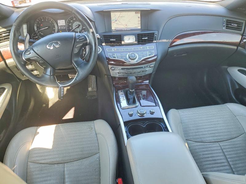 2015 Infiniti Q70 3.7