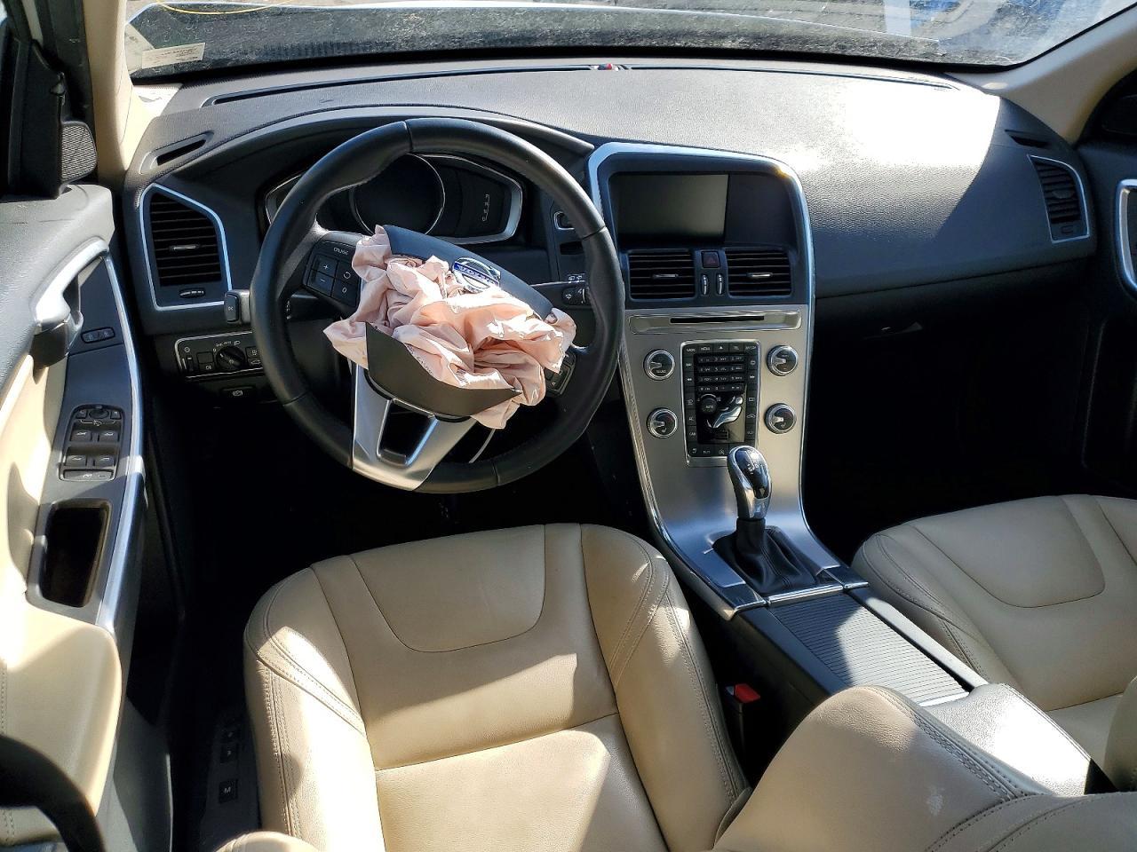 2017 Volvo Xc60 T5 Dynamic