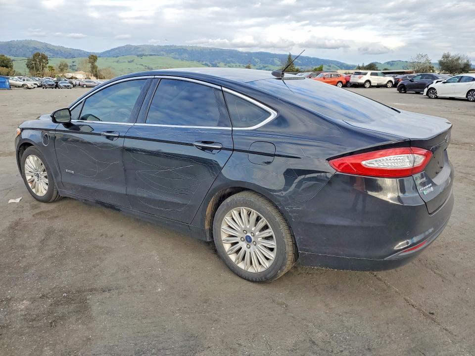 2016 Ford Fusion se Phev