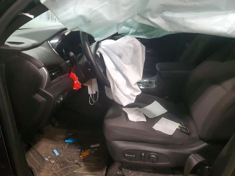 2023 Chevrolet Traverse lt